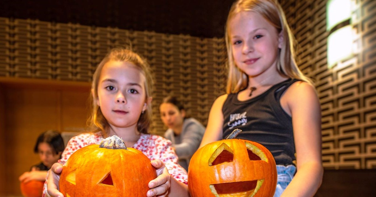 Halloween 1200x628