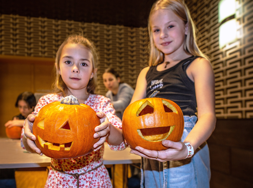 Halloween 860x640
